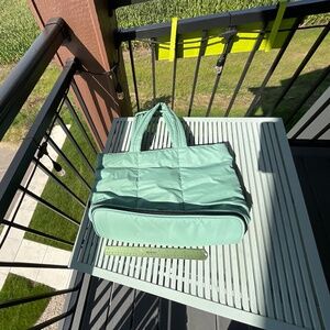 Calpak - Luka Expandable Laptop Tote, Sage